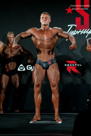 CLASSIC PHYSIQUE +178 STARS